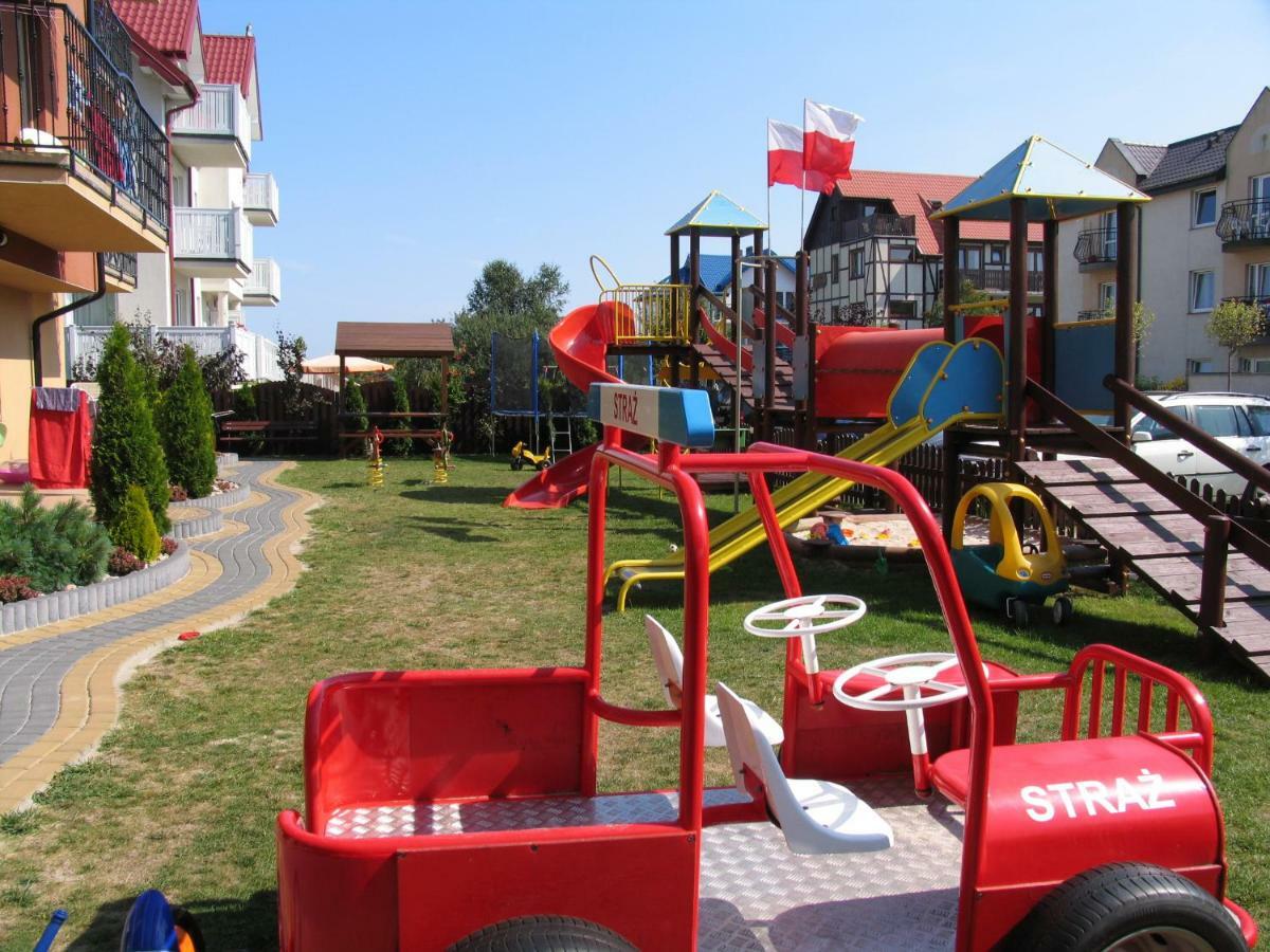 Nemo 2 Karwia Exterior foto