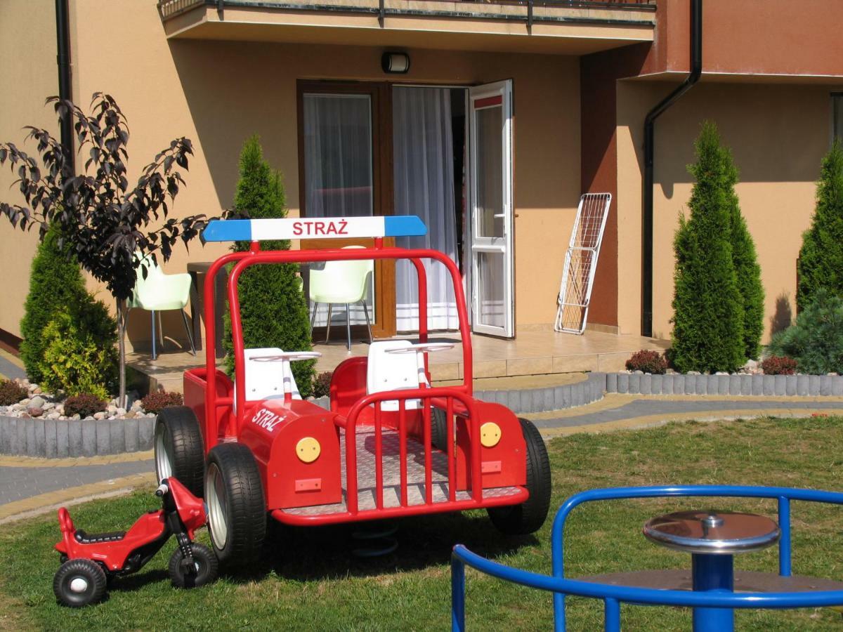 Nemo 2 Karwia Exterior foto